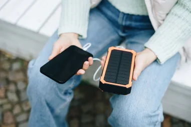 7 Best Solar Chargers for Marine Batteries in 2026